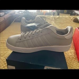 NIB womens k swiss 6.5, grey
